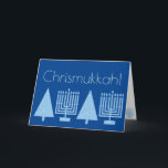 Cartão De Festividades Feriado Azul Claro Chrismukkah Adicionar Sua Foto<br><div class="desc">Adicione a sua foto favorita da família ao dentro deste charmoso cartão de férias Chrismukkah em azul pastel, em azul real rico. Este elegante cartão de saudação moderno foi projetado para famílias mistas que celebram tanto Chanucá quanto o Natal. As pálidas imagens azuis de um Chanucá Menorah e de uma...</div>