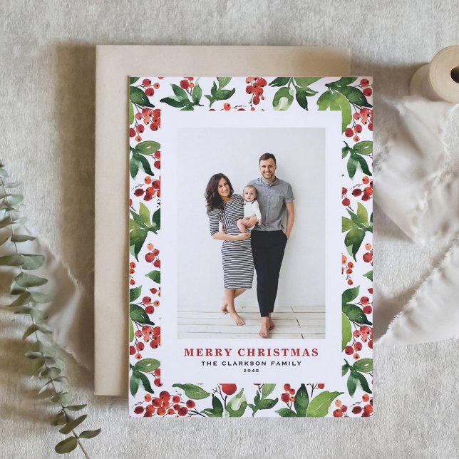 Cartão De Festividades Festivo Greenery e Winterberry Foto Natal (Watercolor Festive Winter Berries and Greenery Merry Christmas Photo Holiday Card)