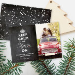 Cartão De Festividades Fique Calmo E Feliz No Quadro De Chalkboard De Nat<br><div class="desc">Mantenha Calma E Feliz Nos Natais vintages De Chalkboard Engraçado Cartão com fotos De Feriado.

Projetado por gordura*fa*estanho. Fácil de personalizar com seu próprio texto,  foto ou imagem. Para pedidos personalizados,  entre em contato direto com o site "gorda*fa*tin". Encargos personalizados aplicam-se.

www.zazzle.com/fat_fa_tin www.zazzle.com/color_therapy www.zazzle.com/fatfatin_blue_knot www.zazzle.com/fatfatin_red_knot www.zazzle.com/fatfatin_mini_me www.zazzle.com/fatfatin_box www.zazzle.com/fatfatin_design www.zazzle.com/fatfatin_ink</div>