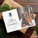 Cartão De Festividades Flat de Natal do Buquê Black Holly Berry<br><div class="desc">Esta carta chata de Natal apresenta uma elegante e romântica inscrição caligráfica irônica com um buquê de fruta de inverno e um padrão de árvore de Natal no verso. Para uma personalização mais avançada deste design,  clique no BOTÃO FERRAMENTA DESIGN AZUL acima!</div>