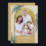Cartão De Festividades Foto Archada Winter Greenery Peace & Love<br><div class="desc">Um elegante cartão de boas-vindas de Natal,  com uma fotografia de moda arquivada. O design é acentuado com verde de inverno e bagas em fundo de ouro.</div>