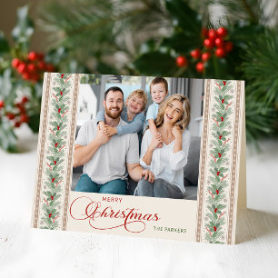 Cartão De Festividades Foto com Borda de Pinheiro e Azevinho em Aquarela 