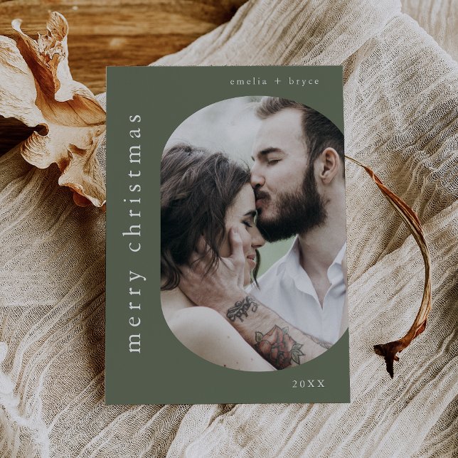 Cartão De Festividades Foto da família de imagens verdes da EMELIA Feliz  (EMELIA Green Picture Family Photo Merry Christmas Holiday Card)