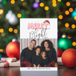 Cartão De Festividades Foto da família feliz e Brilho 3 - Volta ao Natal<br><div class="desc">Esta Feliz festiva & Brilhante foi criada usando uma fonte moderna e divertida e minha letra de bloqueio à mão em um estilo retrorreflector em rosa pálido e vermelho tocado com minha mão pintou o chapéu de Papai Noel com holly e bagas para fazer sua foto de família brilhar como...</div>