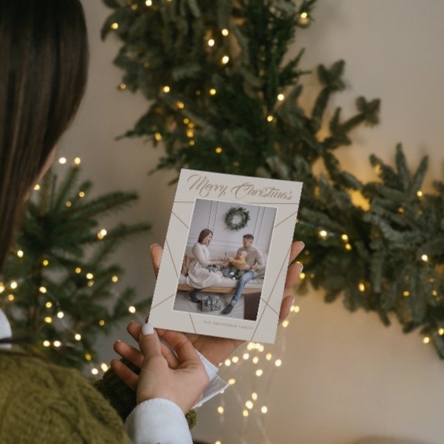 Cartão De Festividades Foto da família no Natal com Mocha Geométrico Bege (Criador carregado)