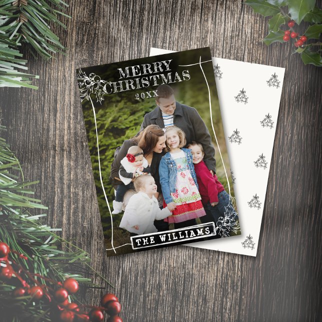 Cartão De Festividades Foto da família rustic Christmas Border Family Nam (Rustic Christmas Border Family Name Family Photo Holiday Card)