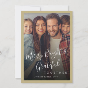 Cartão De Festividades Foto da feliz e da família Bright no Natal moderno