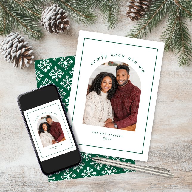 Cartão De Festividades Foto de Feriado de Neve Branco Verde Simples (Simple Cozy Green White Snowflake Holiday Photo Christmas Card with digital download)