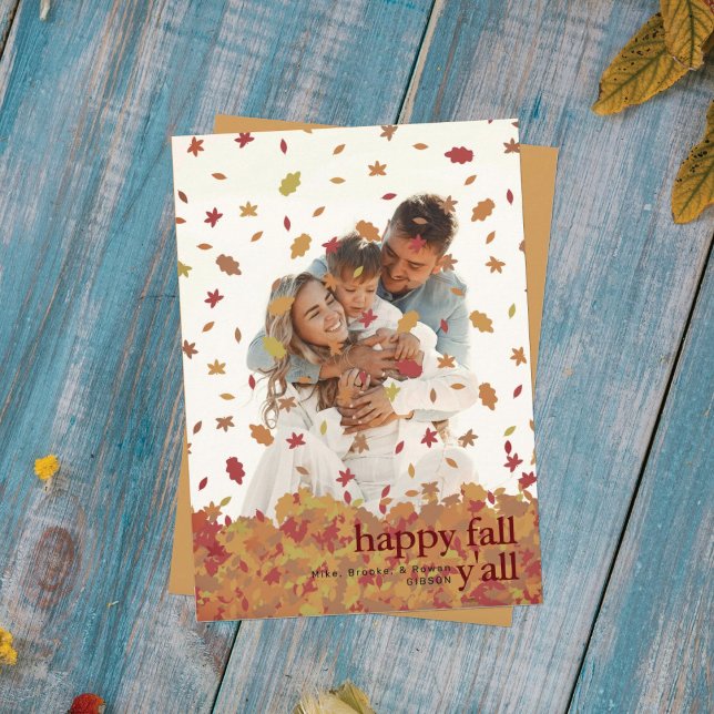 CARTÃO DE FESTIVIDADES FOTO DE FOLHAS CAÍDAS (Criador carregado)