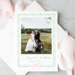 Cartão De Festividades Foto de Natal Tradicional, cor-de-rosa, Arco verde<br><div class="desc">Cartão de Férias de Natal Tradicional, verde-Arco cor-de-rosa. Este belo Cartões de foto de Natal apresenta um verde aquarela com um arco rosa suave como quadro para uma foto. É perfeito se você está procurando por Cartões de foto de Natal clássicos, sulistas, do milênio. Mensagem-me para quaisquer ajustes ou itens...</div>