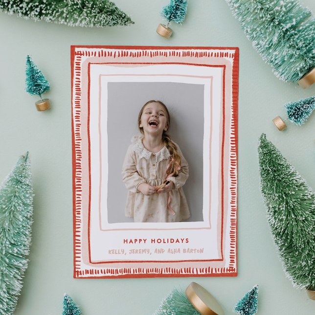 Cartão De Festividades Foto de quadro de aquarela vermelho e rosa desenha (Playfully hand-drawn frame with watercolor details makes this holiday photo card a joy to open.)
