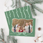 Cartão De Festividades Foto do Arco Elegante Feliz Natal<br><div class="desc">** Crédito da fotografia: Fotografia © Storytree Studios, Stanford, CA ** Elegante design de cartão com fotos de Natal Merry com uma faixa verde de sábio com arco duplo contra um fundo verde mais escuro e uma faixa verde esticada ao contrário. Os elementos aquosos foram originalmente pintados por mim em...</div>