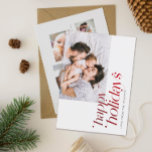 Cartão De Festividades Foto Minimalista Moderna Colagem Na moda Vermelha<br><div class="desc">Torção moderna e divertida em um cartão com fotos tradicional de feriado: o design de folha vermelha impressa lê Felizes Feriados em um design de tipografia de serifa festiva de tendências ao lado de sua foto favorita da família. No verso está o espaço para uma colagem de 4 fotos, assim...</div>