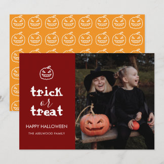 Cartão De Festividades Foto Moderna de Halloween da Família 'Doce ou Trav