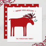 Cartão De Festividades Funny Moose<br><div class="desc">Feliz Kiss Moose Cartão de Natal engraçado,  vermelho e branco,  com um alce ou alce branco com um monte de conhaque amarrado ao seu chifre,  esperando por um beijo apimentado. Altere ou remova o nome da família e altere a mensagem para personalizar.</div>