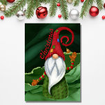 Cartão De Festividades Glam Russo Gnomo Vermelho e Gemstone Verde<br><div class="desc">Esta bela design de Natal apresenta uma vibração de glamour rústica com um gnomo em frente a pedras verdes que são algo que os gnomos veem no folclore. Personalize o dentro com uma saudação personalizada!</div>