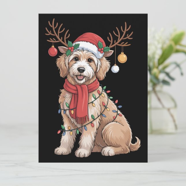 Cartão De Festividades Golden Doodle Reindeer Maravilhoso Árvore de Natal (Em pé/Frente)