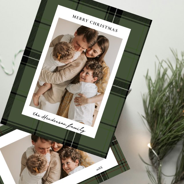 Cartão De Festividades Green Plaid Elegant Custom Two  Photo Christmas  (Criador carregado)