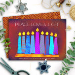 Cartão De Festividades Hanukkah Boho Padrão Vela Paz Amor Vermelho Claro<br><div class="desc">"Paz, amor e luz." Uma ilustração lúdica, moderna e artística das velas de padrão de feto em uma menorah ajuda você a lançar no feriado de Chanucá. Velas azuis cortadas com padrões coloridos de folha de alumínio sobrepõem um rico fundo de textura laranja vermelho-tijolo. Folha falsa de diamante de cobre...</div>