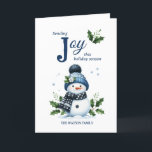 Cartão De Festividades Happy Snowman Holly Snowflake Marinho White Winter<br><div class="desc">Este cartão de feriado adorável apresenta um feliz boneco de neve empacotado em um chapéu de pom-pom marinho e cachecol bolinhas, cercado por neve sagrada e suave. Com um fundo branco limpo e detalhes lúdicos do inverno, é a maneira perfeita de enviar desejos calorosos durante a época mais fria do...</div>