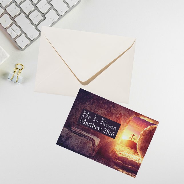 Cartão De Festividades He Is Risen Three Crosses Empty Tomb Printable (He Is Risen Three Crosses Empty Tomb Printable Holiday Card)