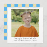 Cartão De Festividades Máquina de Imagem Retro Blue Checkerboard Hanukkah<br><div class="desc">Happy Hanukkah | Cartão de Feriado de Texto para Máquina de Máquina de Máquina de Escrever Minimalista com Padrão de Quadro de Verificação em Azul na Parte Traseira</div>