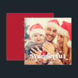 Cartão De Festividades Maravilhoso | Moderno Boho Retro Texto Família Fot<br><div class="desc">Cartão de Natal mágico de foto de família com sua foto favorita como destaque com um texto alegre e divertido em estilo boho que diz "maravilhoso" sobre o nome da sua família. Design caprichoso e cintilante de árvore de Natal na parte de trás da sua mensagem pessoal e personalizada.</div>
