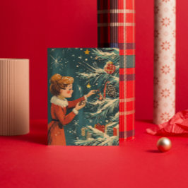 Cartão De Festividades Menina Retro Vestido Vermelho Decorando Árvore de 