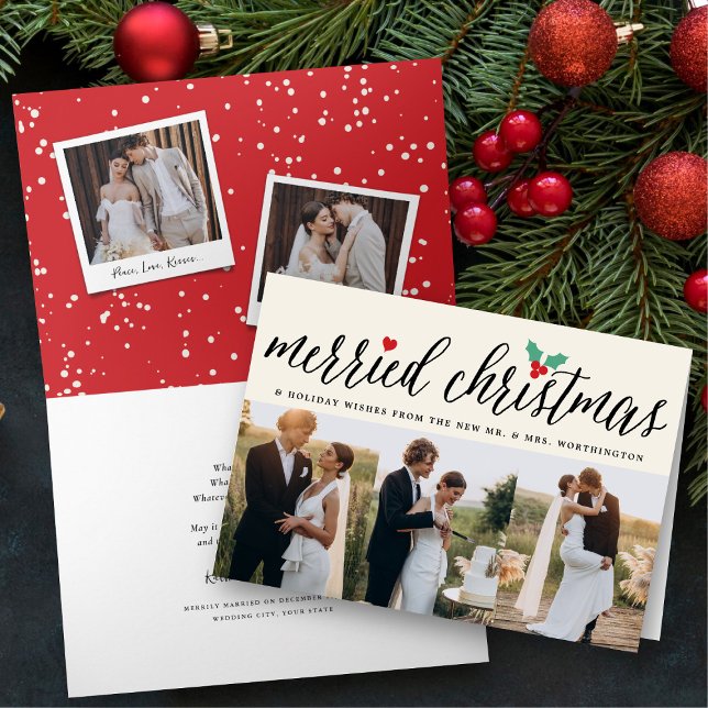 Cartão De Festividades Merried Christmas Holly Mistletoe 3 Photo Wedding ('Merried Christmas' Holly Mistletoe 3 Photo Holiday Wedding Announcement Card by fatfatin)