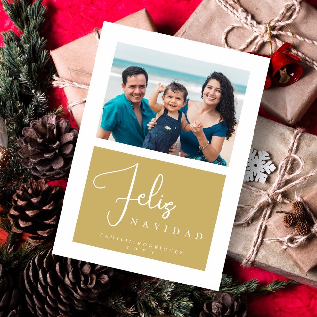 Cartão De Festividades Minimal Simple Exquisite Spanish Fake Golden Photo (Minimal Simple Exquisite Spanish Fake Golden Photo Holiday Card with Envelope. )