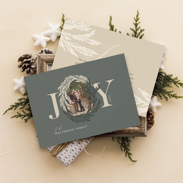 Cartão De Festividades Mínimo Elegante Joy Winter Garland Foto Wreath (Minimal Elegant Joy Winter Garland Photo Wreath Holiday Card)