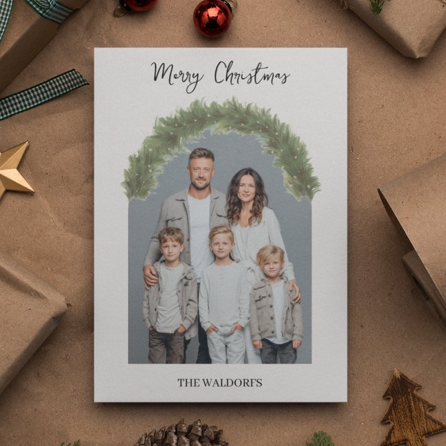 Cartão De Festividades Modern Merry Christmas Family Photo Card  (Criador carregado)