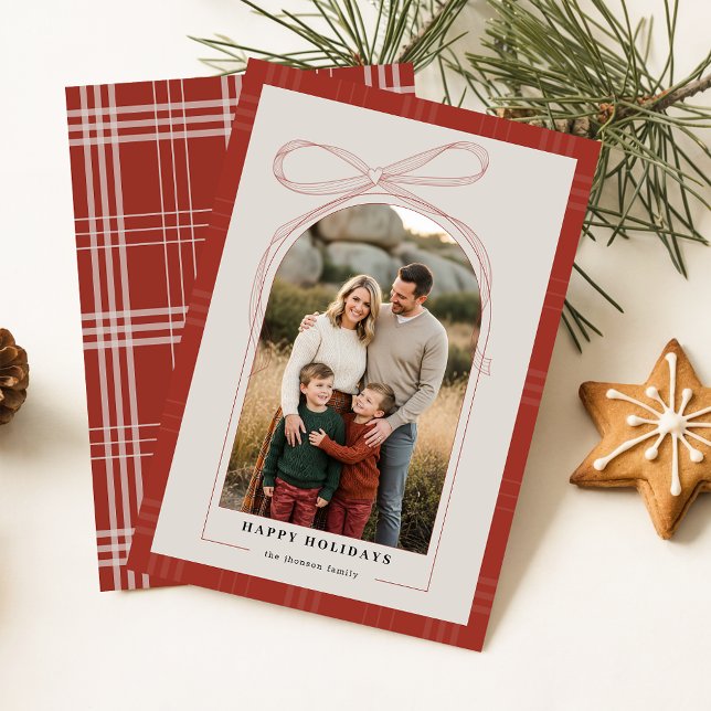Cartão De Festividades Modern Red Plaid Bow Family Arch Photo Christmas (Criador carregado)