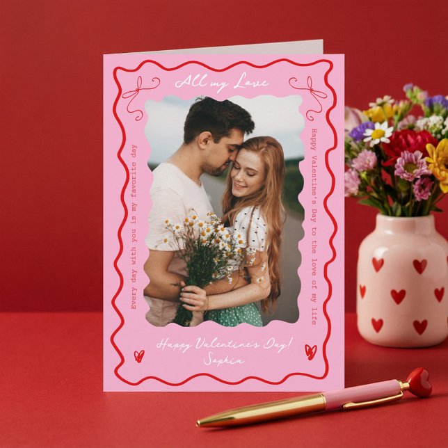 Cartão De Festividades Modern Retro Wavy Pink Red Couple Photo Valentines (Modern Retro Wavy Pink Red Couple Photo Valentines Holiday Card)