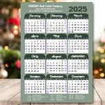 Cartão De Festividades Modern Sage Green 2025 Calendar Business Simples<br><div class="desc">Cartão de Feriado de Ano Novo Minimalista Verde de Calendário Moderno 2025. Todos os textos estão pré-organizados para que você personalize fácil e rapidamente com seus próprios detalhes. Desejo a todos um Feliz Feriado e um Incrível Ano Novo! Para muitos outros designs de cartão, visite (Cartões de natal) https://www.zazzle.com/collections/119095696689680604 (Cartões...</div>