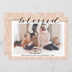 Cartão De Festividades Moderno Beige Pine Boughs Esclarece Minimalista de