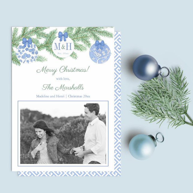 Cartão De Festividades Monograma do Primeiro Casado de Natal Elegante (Merry and Married First Christmas as Mr and Mrs horizontal photo blue and white Holidays card)