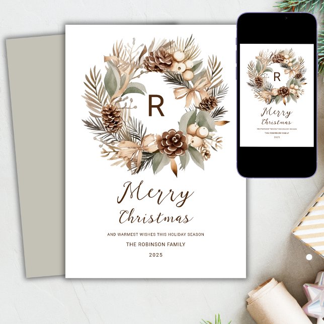 Cartão De Festividades Monograma Pinecone Winter Wreath Feliz Natal (Criador carregado)