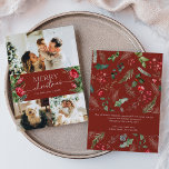 Cartão De Festividades Na moda 3 Foto Burgundy Red Feliz Natal<br><div class="desc">Esta coleção apresenta florais vermelhos de aquarela,  bagas e verde de inverno com tipografia moderna e elegante,  com padrão botânico de inverno.</div>