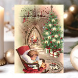 Cartão De Festividades Natais vintages Kitten Dormindo Lareira<br><div class="desc">Natais vintages Gatinhos Dormindo Lareira De Bebê Cartão De Feriado. Este design apresenta um gatinho dormindo na frente de uma lareira e árvore de Natal. Que bela cena de feriado retrô. Personalize este design personalizado com sua própria saudação de dentro.</div>