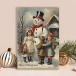 Cartão De Festividades Natais vintages Snowman com Crianças<br><div class="desc">Natal vintage Snowman com Cartão de Férias para Crianças.</div>