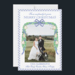 Cartão De Festividades Natal Blue Gingham Garland One Photo Vintage<br><div class="desc">Cartão de Feriado de Vintagem de Foto com Folhagem Azul Gingham Azul com Aquarela. Este belo Cartões de foto de Natal apresenta a aquarela da terra natalícia com arcos brancos e quadro para uma foto. É perfeito se você está procurando por Cartões de foto de Natal clássicos, sulistas, do milênio....</div>