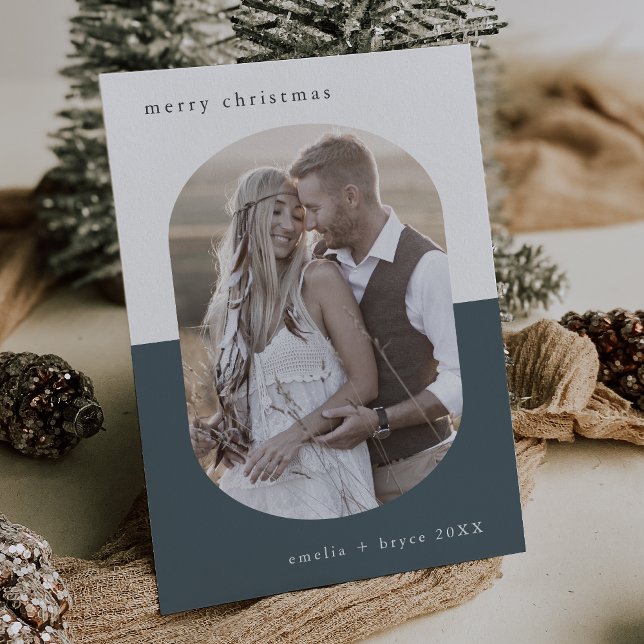 Cartão De Festividades Natal da Família Criativa de Oval Azul EMELIA (EMELIA Blue Oval Creative Family Photo Christmas Holiday Card)