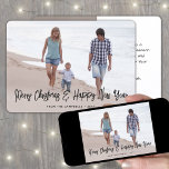 Cartão De Festividades Natal e Anos novos de Script Preto Brutos 2 Foto<br><div class="desc">Envie saudações na moda alegres e compartilhe duas das suas fotos favoritas com um cartão de feriado personalizado exclusivo. Todo o texto nesta modelo é simples de personalizar para incluir qualquer texto, como Feliz Natal, Feliz Natal, Saudações de Sábios, Cheers de Ano Novo, etc. (DICA DE PLACEMENTO DE IMAGEM: Uma...</div>