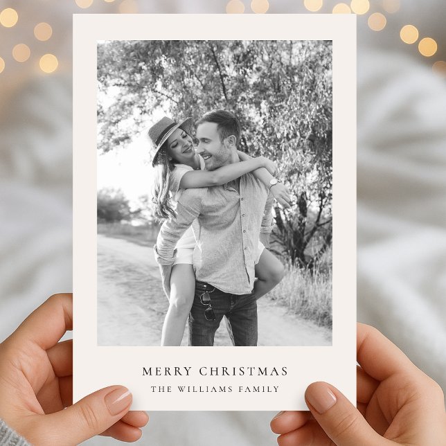 Cartão De Festividades Natal mínimo | Foto simples em preto e branco (Mark the most wonderful season with a clean holiday card featuring your own photo)