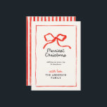 Cartão De Festividades Natal tradicional e elegante do arco vermelho<br><div class="desc">O moderno e elegante arco vermelho tradicional multi-script e a tipografia serifônica Merry Christmas Holiday card.</div>