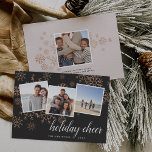 Cartão De Festividades Neve| Colagem de Fotos em Floco de Neve Rosa Doura<br><div class="desc">cartão com fotos de férias elegante e festivo apresenta três fotos quadradas em um layout de colagem, com uma espiral de falso falso falso falso flocos de neve de folha de rosa em um rico fundo de cinza de carvão. O termo "Holiday Cheer" aparece na parte inferior em letras brancas...</div>