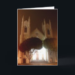 Cartão De Festividades Noite nevoenta na praia norte, St Francis de<br><div class="desc">O santuário nacional de St Francis de Assisi na vizinhança norte famosa da praia de San Francisco.</div>