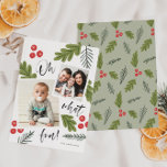 Cartão De Festividades Oh, Que Foto Múltipla De Instantâneo De Berry<br><div class="desc">Este cartão de férias de colagem de 2 fotos é brilhante,  colorido e festivo,  com botânicos de férias icônicos,  mas com uma aparência e um toque modernos.</div>