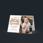 Cartão De Festividades Orange Foliage Wreath Photo Happy Graças<br><div class="desc">Feliz Dia de Ação de Graças! Mande saudações calorosas de Ação de Graças para sua família e amigos com este cartão de Ação de Graças personalizável. Apresenta caligrafia moderna com coroa foliar. Personalize este cartão de Dia de Ação de Graças adicionando seus detalhes. Este cartão com fotos de Ação de...</div>